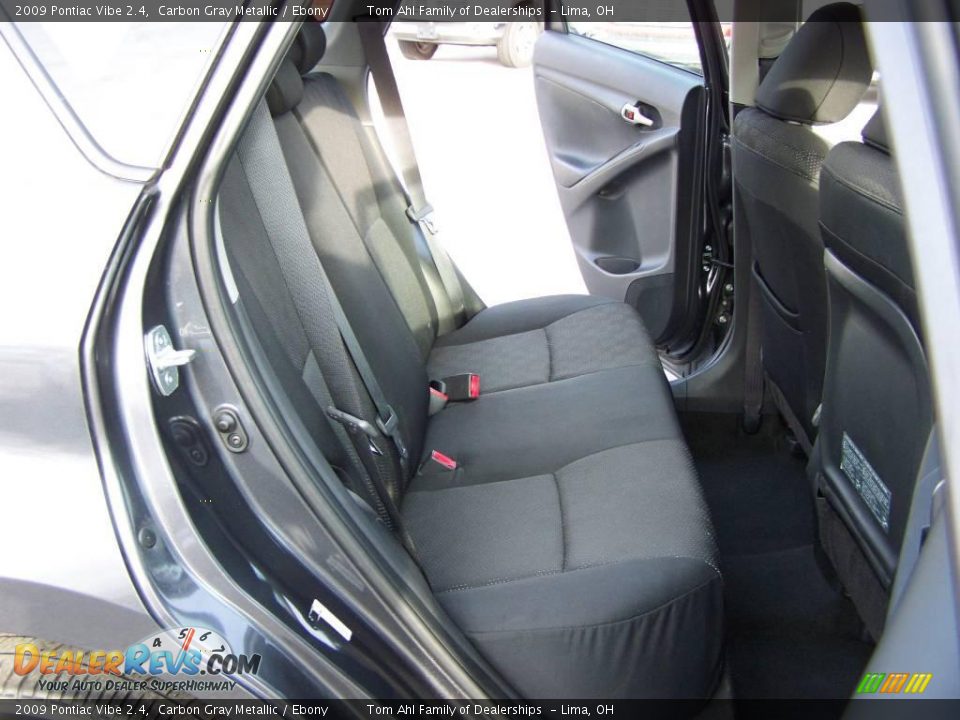 2009 Pontiac Vibe 2.4 Carbon Gray Metallic / Ebony Photo #12