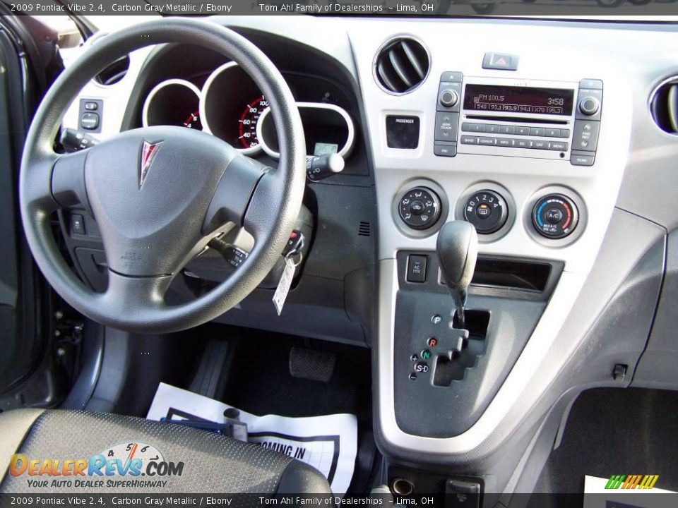 2009 Pontiac Vibe 2.4 Carbon Gray Metallic / Ebony Photo #14