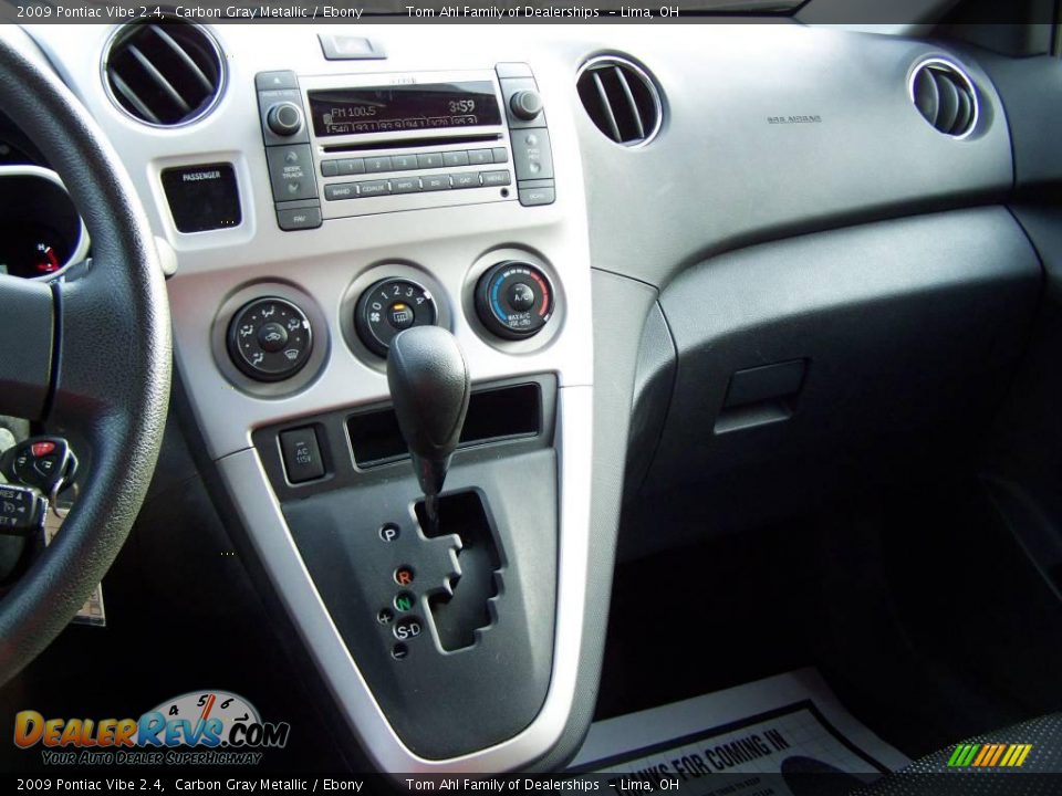 2009 Pontiac Vibe 2.4 Carbon Gray Metallic / Ebony Photo #19