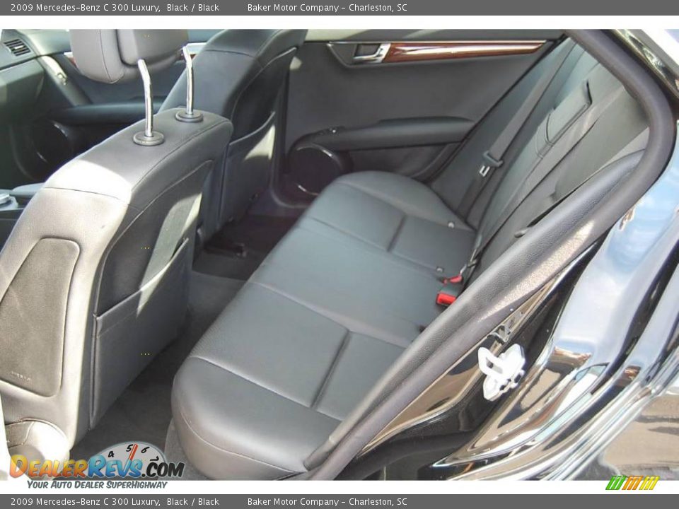 2009 Mercedes-Benz C 300 Luxury Black / Black Photo #8