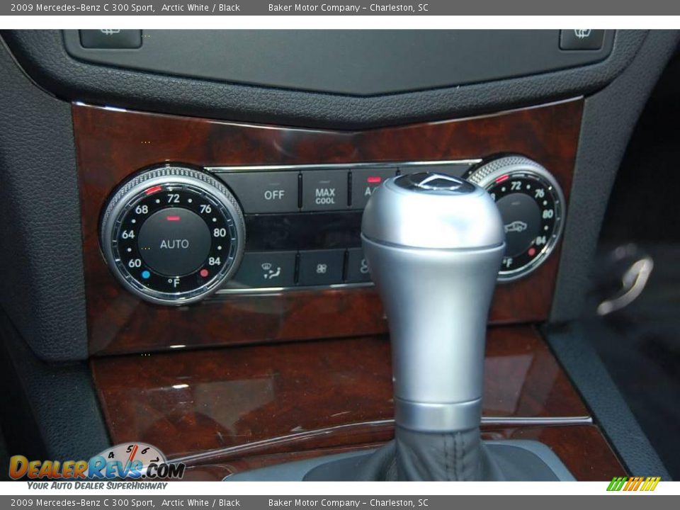 2009 Mercedes-Benz C 300 Sport Arctic White / Black Photo #22