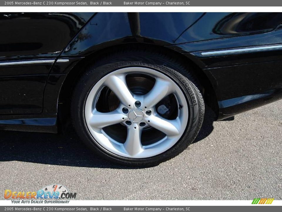 2005 Mercedes-Benz C 230 Kompressor Sedan Black / Black Photo #19