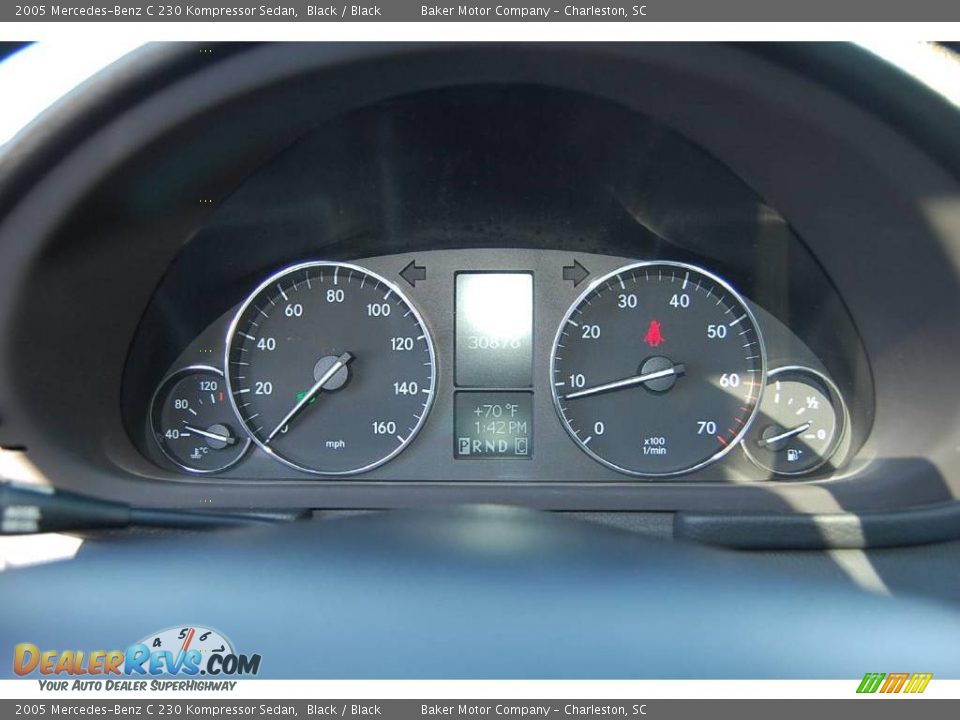 2005 Mercedes-Benz C 230 Kompressor Sedan Black / Black Photo #23