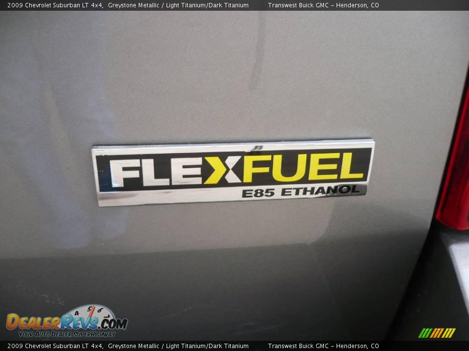 2009 Chevrolet Suburban LT 4x4 Greystone Metallic / Light Titanium/Dark Titanium Photo #8