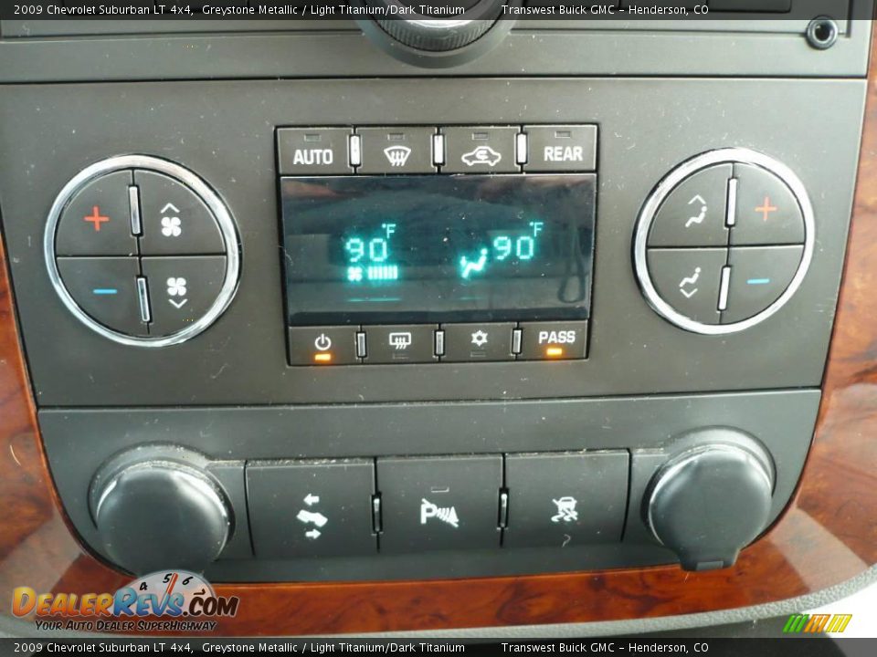 2009 Chevrolet Suburban LT 4x4 Greystone Metallic / Light Titanium/Dark Titanium Photo #12