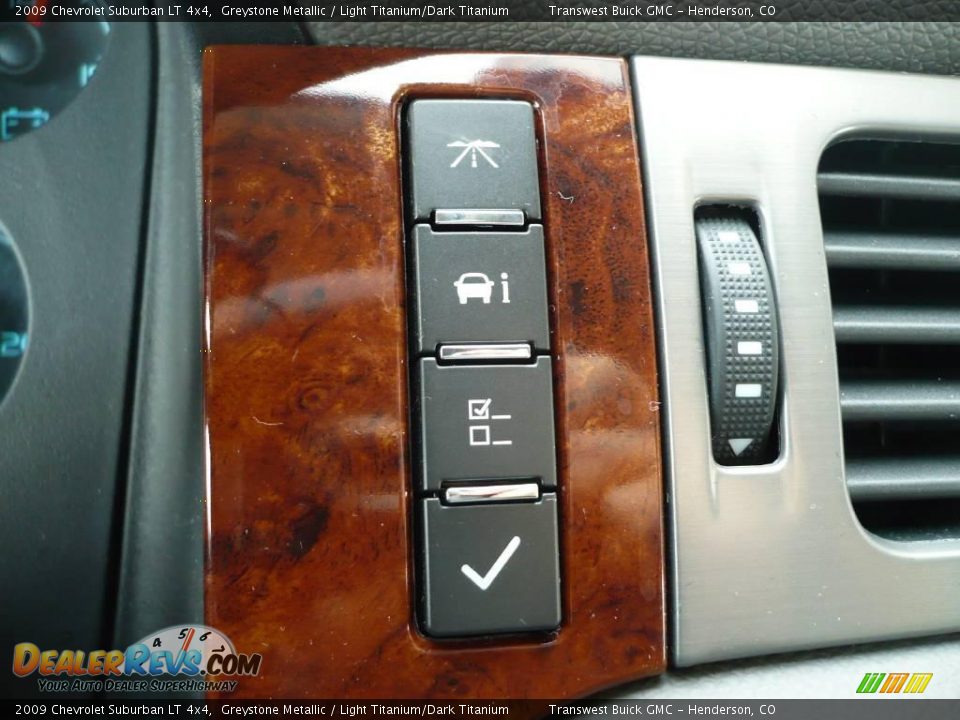 2009 Chevrolet Suburban LT 4x4 Greystone Metallic / Light Titanium/Dark Titanium Photo #17