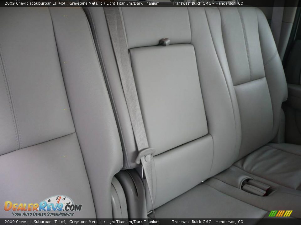2009 Chevrolet Suburban LT 4x4 Greystone Metallic / Light Titanium/Dark Titanium Photo #21