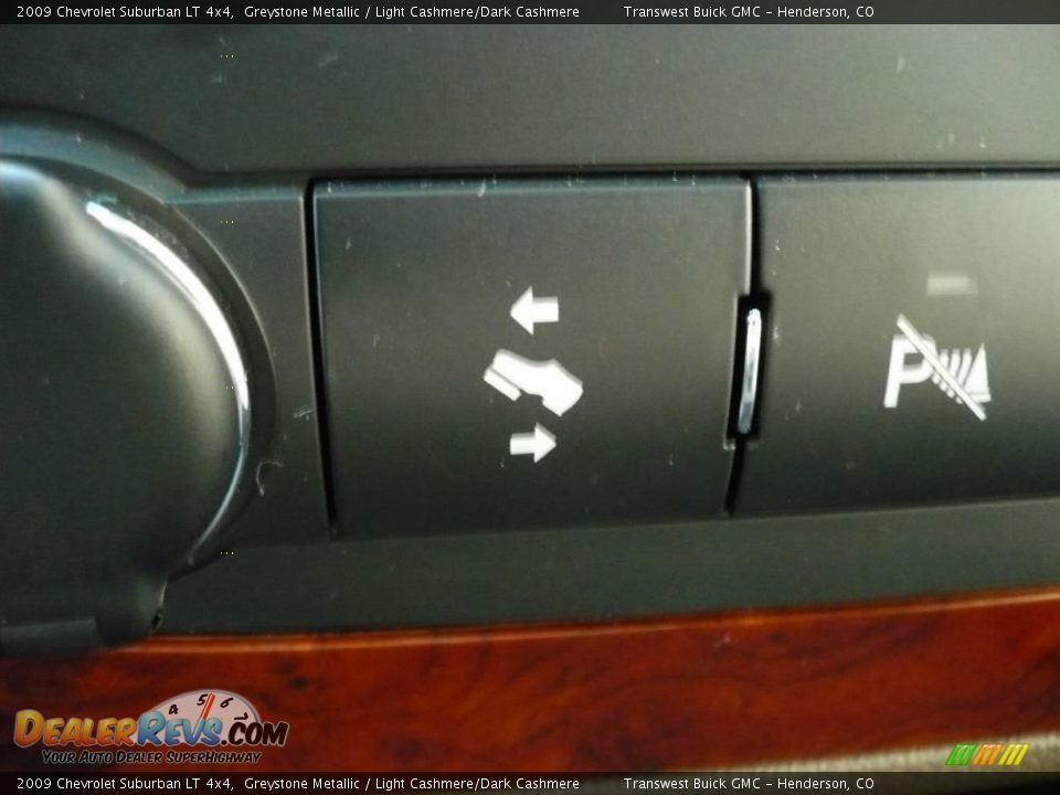 2009 Chevrolet Suburban LT 4x4 Greystone Metallic / Light Cashmere/Dark Cashmere Photo #12