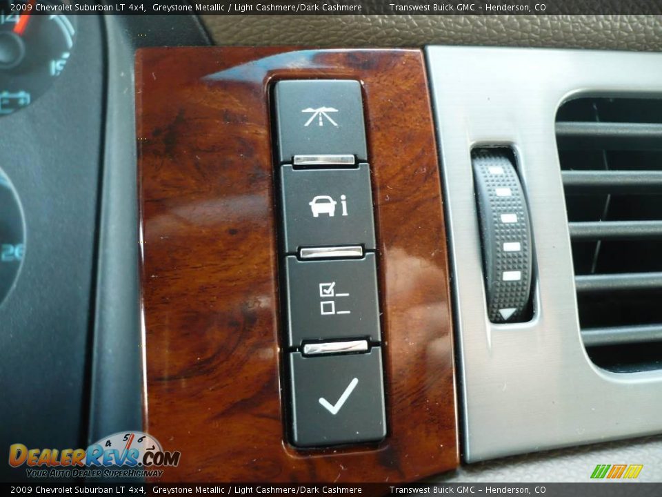 2009 Chevrolet Suburban LT 4x4 Greystone Metallic / Light Cashmere/Dark Cashmere Photo #17