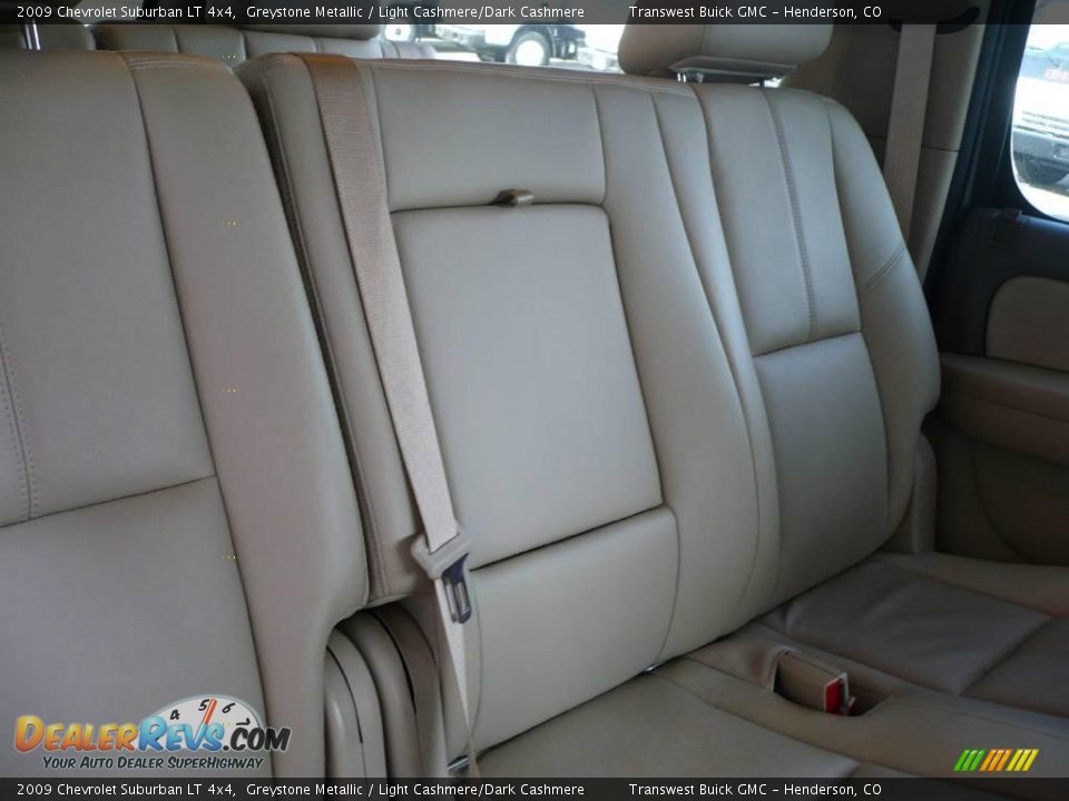 2009 Chevrolet Suburban LT 4x4 Greystone Metallic / Light Cashmere/Dark Cashmere Photo #21