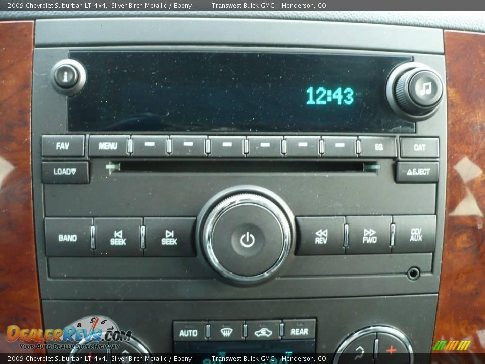 2009 Chevrolet Suburban LT 4x4 Silver Birch Metallic / Ebony Photo #10