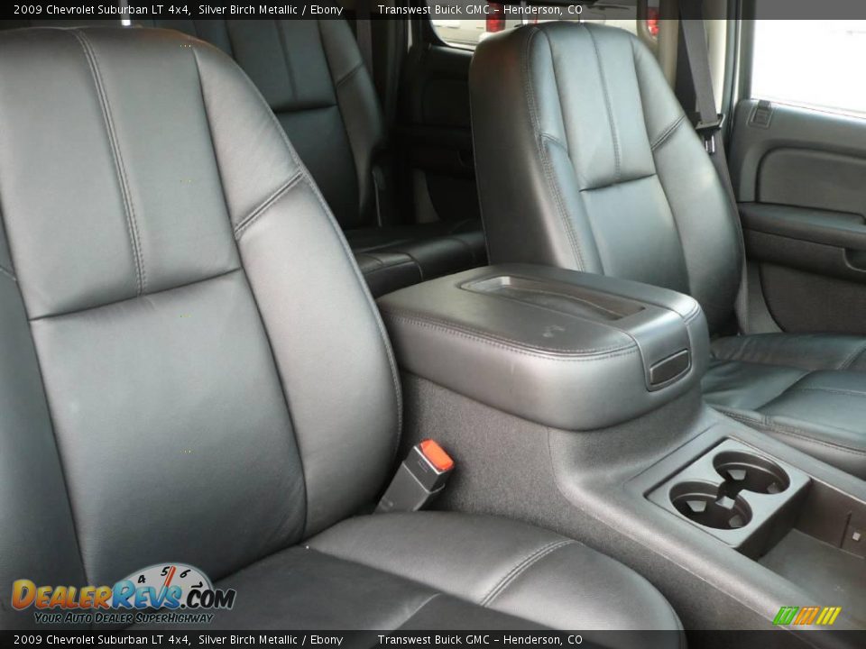 2009 Chevrolet Suburban LT 4x4 Silver Birch Metallic / Ebony Photo #19
