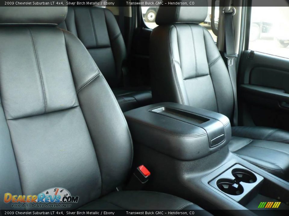 2009 Chevrolet Suburban LT 4x4 Silver Birch Metallic / Ebony Photo #20