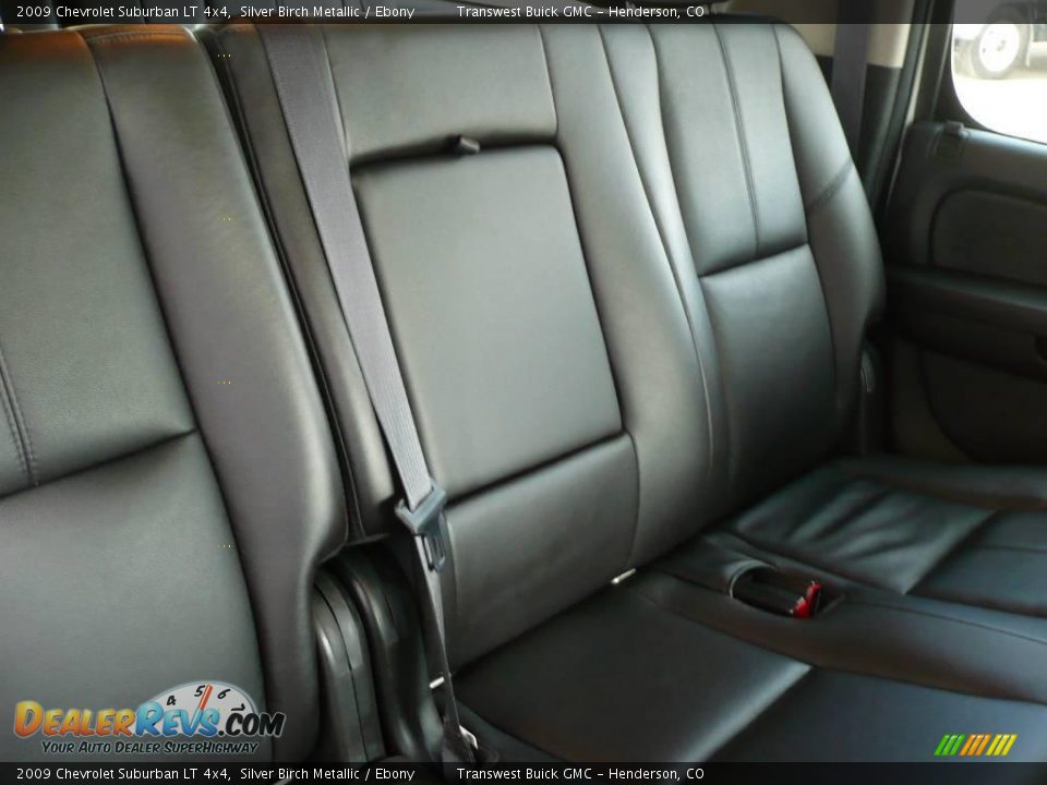 2009 Chevrolet Suburban LT 4x4 Silver Birch Metallic / Ebony Photo #21