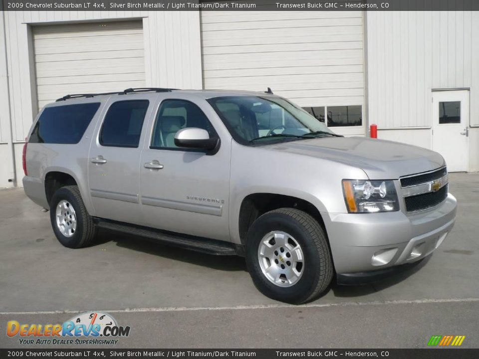 2009 Chevrolet Suburban LT 4x4 Silver Birch Metallic / Light Titanium/Dark Titanium Photo #1