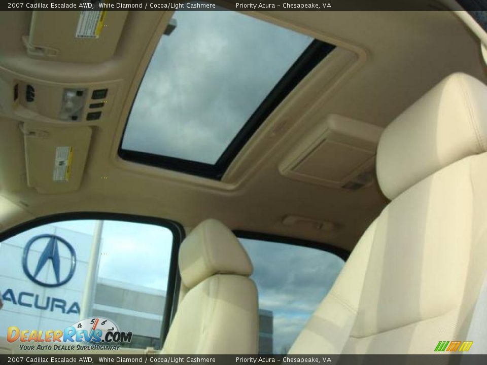 2007 Cadillac Escalade AWD White Diamond / Cocoa/Light Cashmere Photo #10