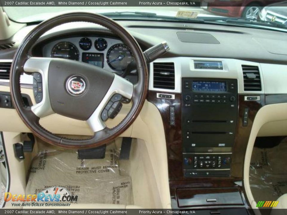 2007 Cadillac Escalade AWD White Diamond / Cocoa/Light Cashmere Photo #18
