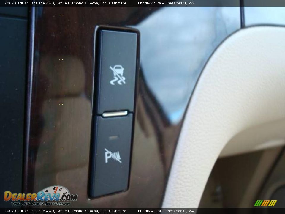 2007 Cadillac Escalade AWD White Diamond / Cocoa/Light Cashmere Photo #25