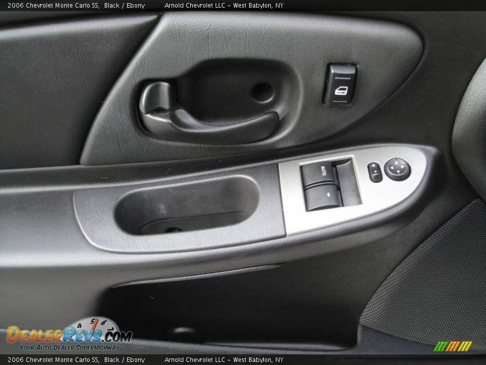 2006 Chevrolet Monte Carlo SS Black / Ebony Photo #9