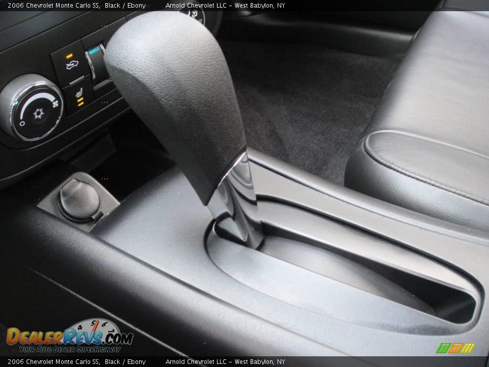 2006 Chevrolet Monte Carlo SS Black / Ebony Photo #16