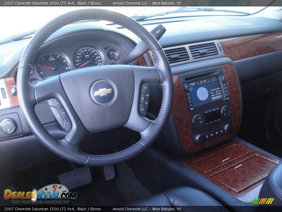2007 Chevrolet Suburban 1500 LTZ 4x4 Black / Ebony Photo #13