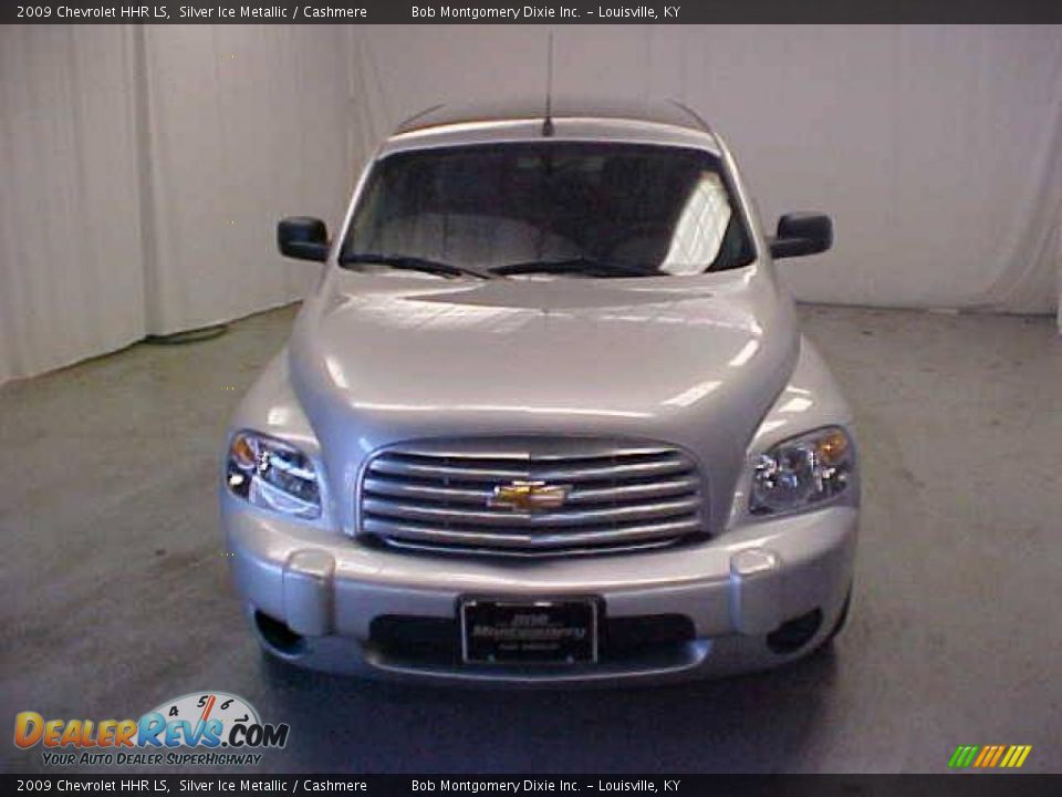 2009 Chevrolet HHR LS Silver Ice Metallic / Cashmere Photo #2