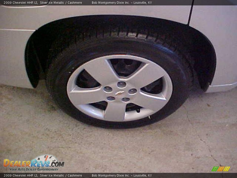 2009 Chevrolet HHR LS Silver Ice Metallic / Cashmere Photo #11