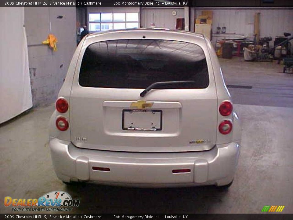 2009 Chevrolet HHR LS Silver Ice Metallic / Cashmere Photo #13