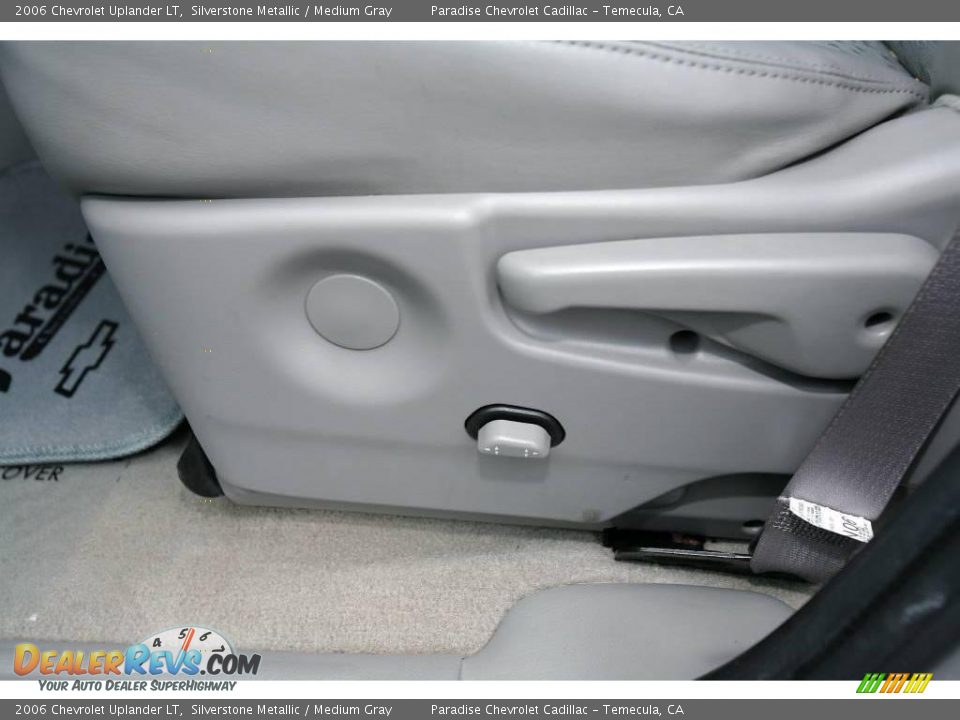 2006 Chevrolet Uplander LT Silverstone Metallic / Medium Gray Photo #19