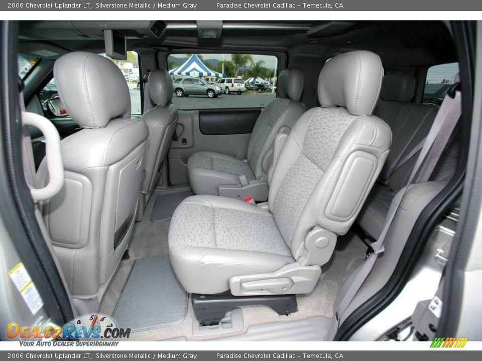 2006 Chevrolet Uplander LT Silverstone Metallic / Medium Gray Photo #21