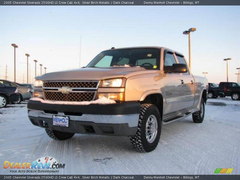 2005 Chevrolet Silverado 2500HD LS Crew Cab 4x4 Silver Birch Metallic / Dark Charcoal Photo #2