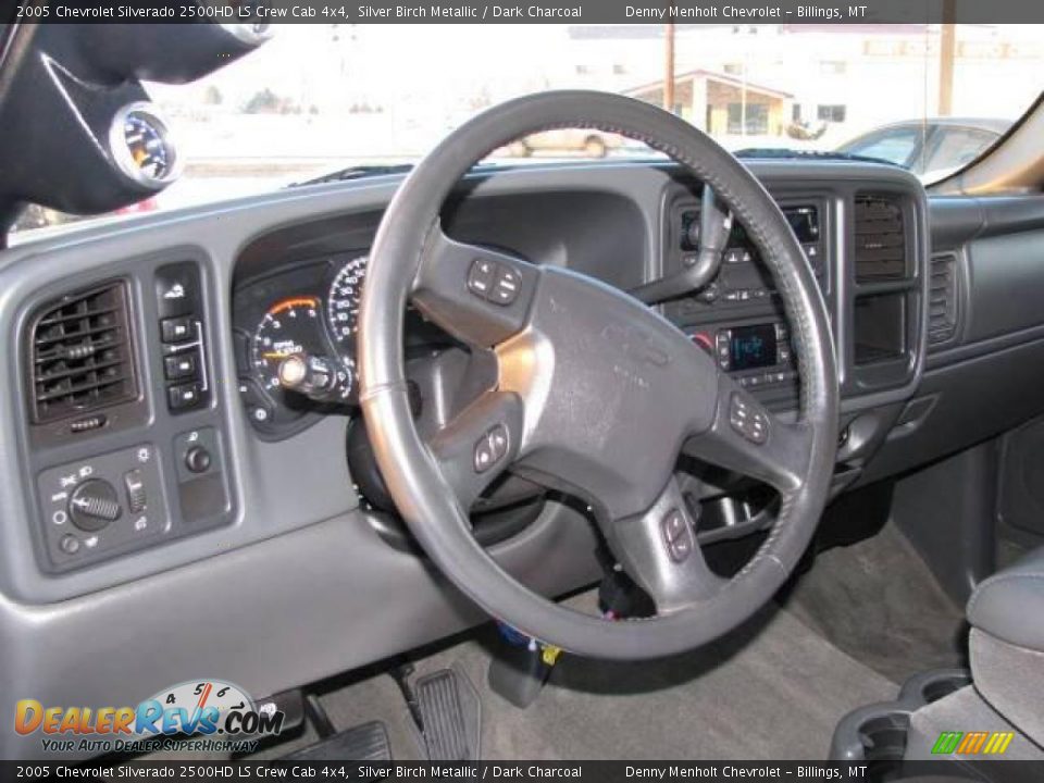 2005 Chevrolet Silverado 2500HD LS Crew Cab 4x4 Silver Birch Metallic / Dark Charcoal Photo #12