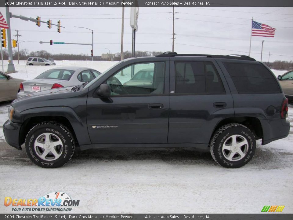 2004 Chevrolet TrailBlazer LS 4x4 Dark Gray Metallic / Medium Pewter Photo #2