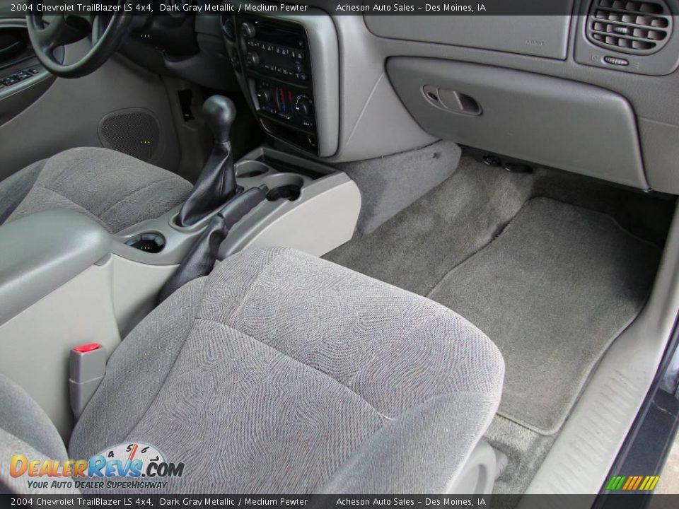 2004 Chevrolet TrailBlazer LS 4x4 Dark Gray Metallic / Medium Pewter Photo #33