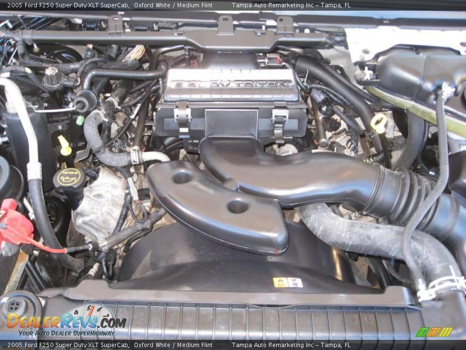 2005 Ford F250 Super Duty XLT SuperCab Oxford White / Medium Flint Photo #34