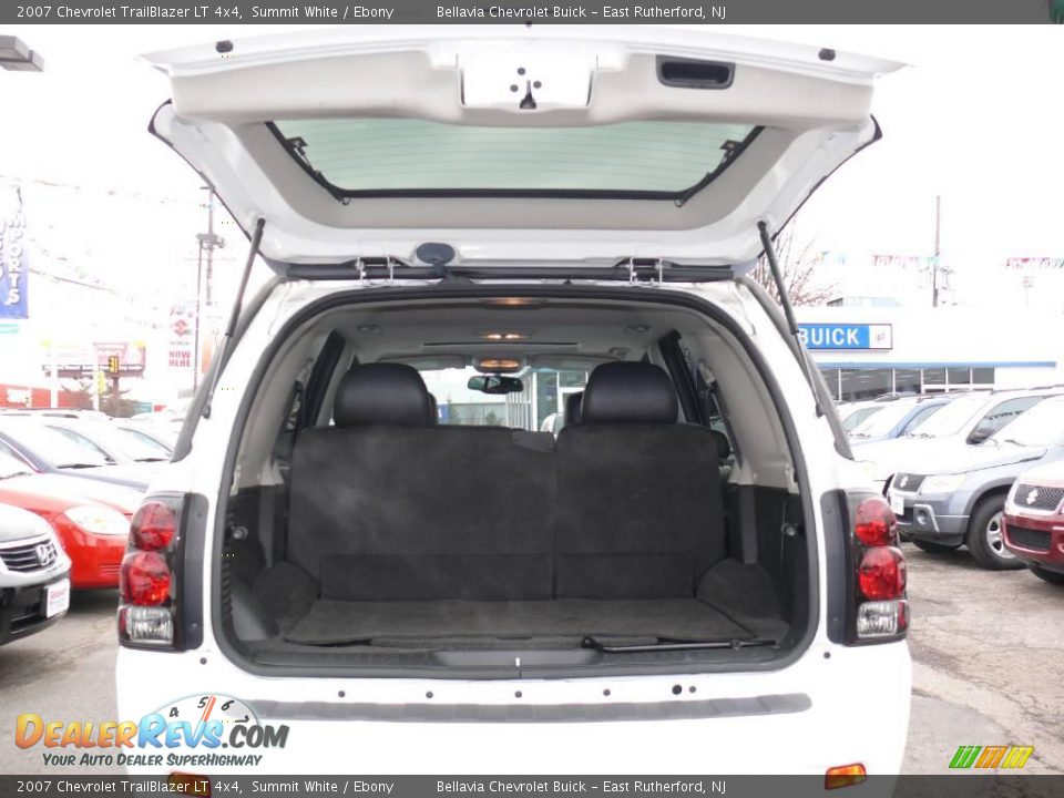 2007 Chevrolet TrailBlazer LT 4x4 Summit White / Ebony Photo #13