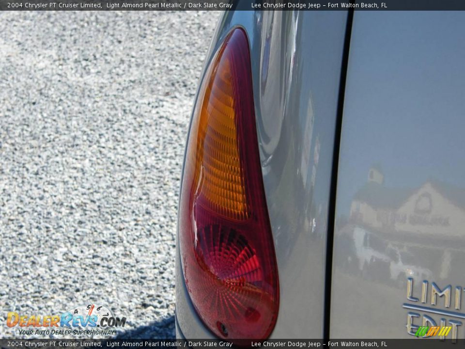2004 Chrysler PT Cruiser Limited Light Almond Pearl Metallic / Dark Slate Gray Photo #10
