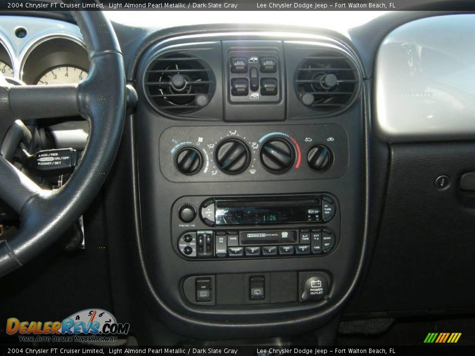 2004 Chrysler PT Cruiser Limited Light Almond Pearl Metallic / Dark Slate Gray Photo #19