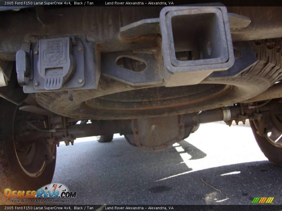 2005 Ford F150 Lariat SuperCrew 4x4 Black / Tan Photo #23