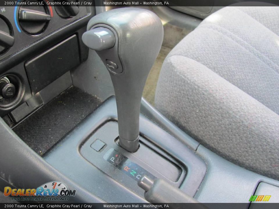 2000 Toyota Camry LE Graphite Gray Pearl / Gray Photo #16