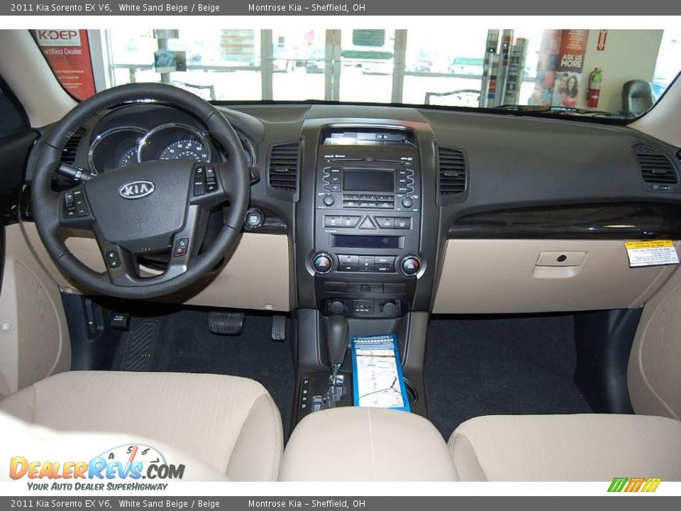 2011 Kia Sorento EX V6 White Sand Beige / Beige Photo #13