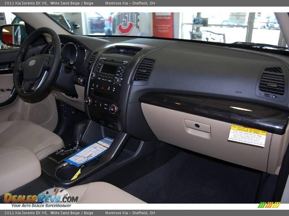 2011 Kia Sorento EX V6 White Sand Beige / Beige Photo #15