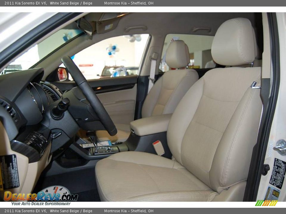2011 Kia Sorento EX V6 White Sand Beige / Beige Photo #16