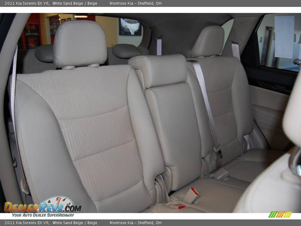 2011 Kia Sorento EX V6 White Sand Beige / Beige Photo #22