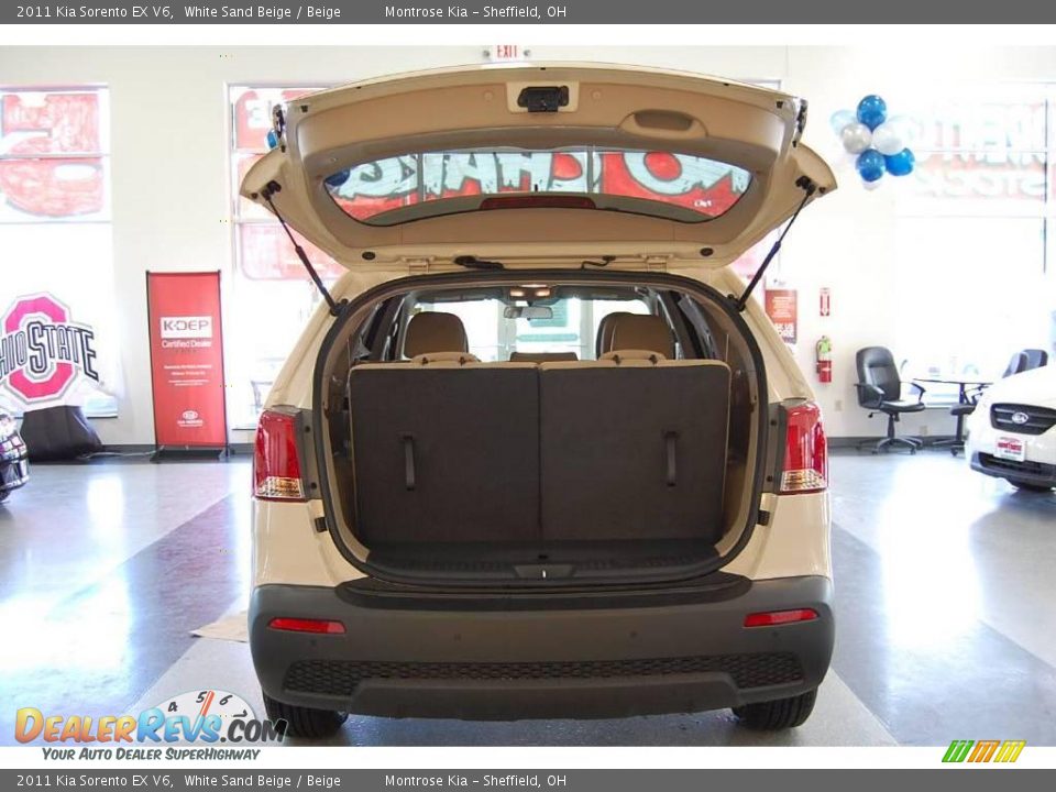 2011 Kia Sorento EX V6 White Sand Beige / Beige Photo #28