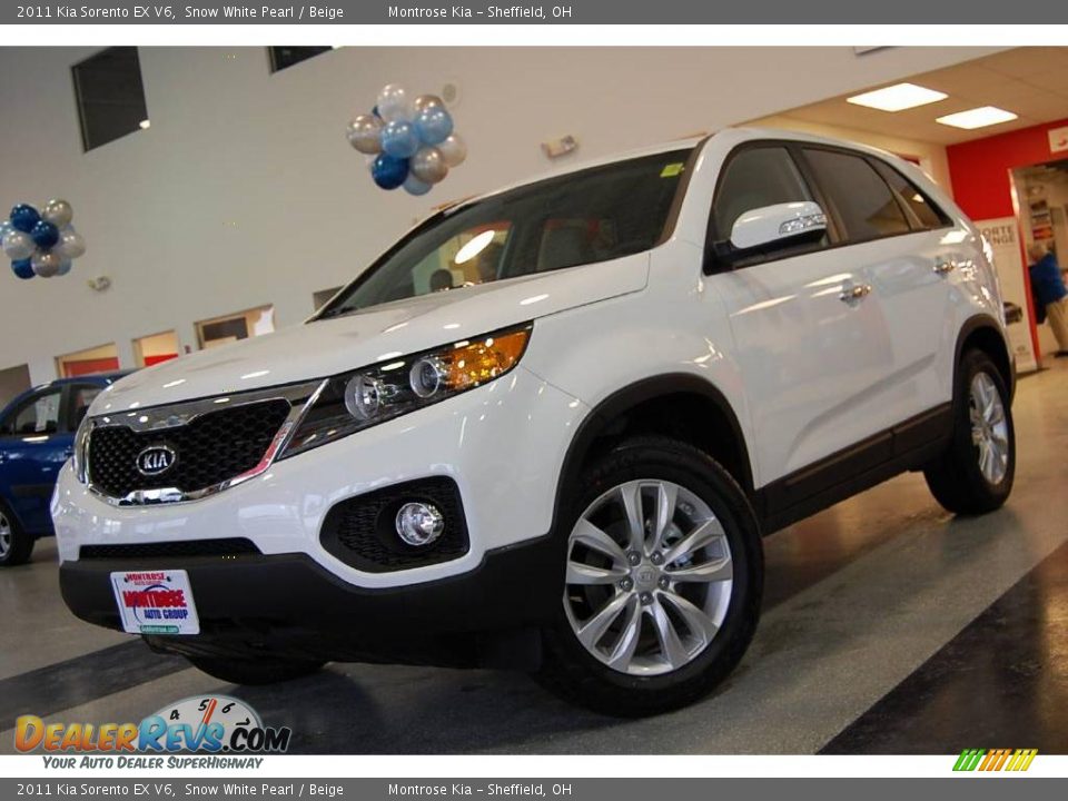 2011 Kia Sorento EX V6 Snow White Pearl / Beige Photo #2