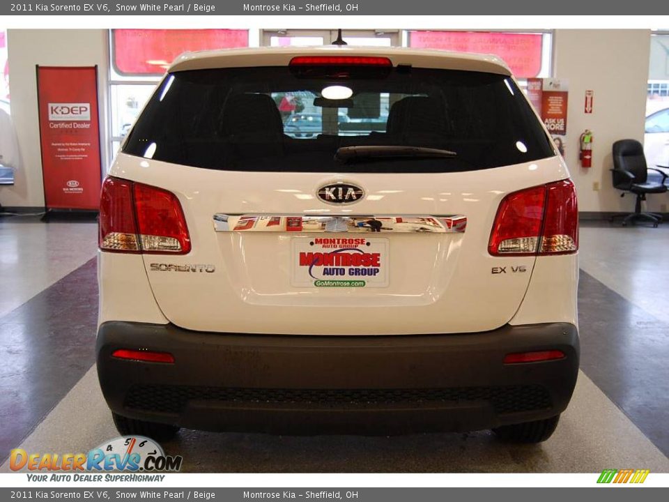 2011 Kia Sorento EX V6 Snow White Pearl / Beige Photo #6