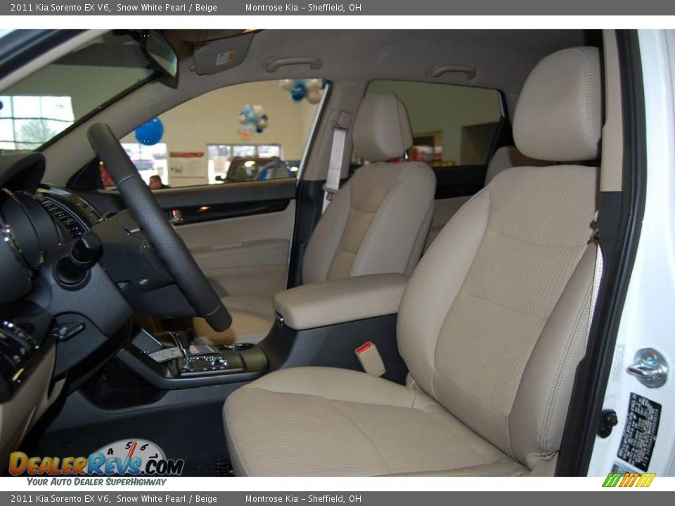 2011 Kia Sorento EX V6 Snow White Pearl / Beige Photo #15