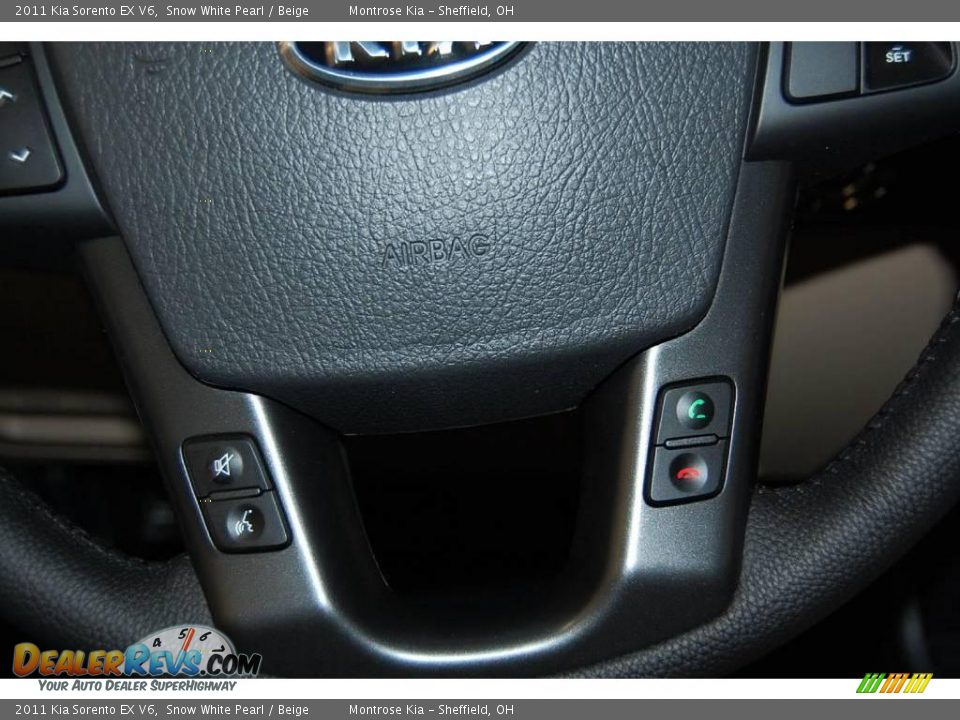 2011 Kia Sorento EX V6 Snow White Pearl / Beige Photo #35