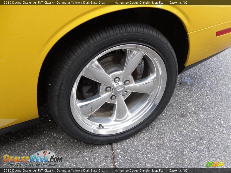 2010 Dodge Challenger R/T Classic Detonator Yellow / Dark Slate Gray Photo #21